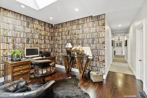 Photo of property in 30 Talavera Terrace, Kelburn, Wellington, 6012