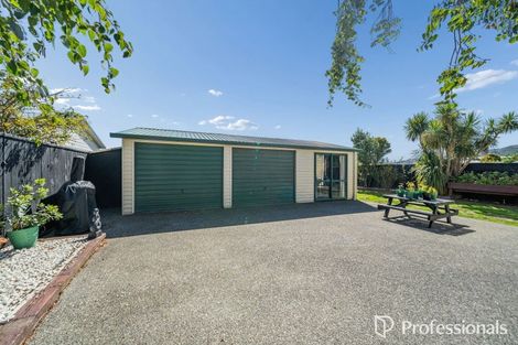 Photo of property in 11 Elizabeth Street, Moera, Lower Hutt, 5010