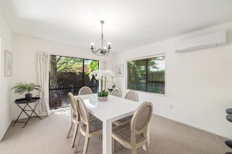 Photo of property in 1/15 Inglewood Place, Avonhead, Christchurch, 8042