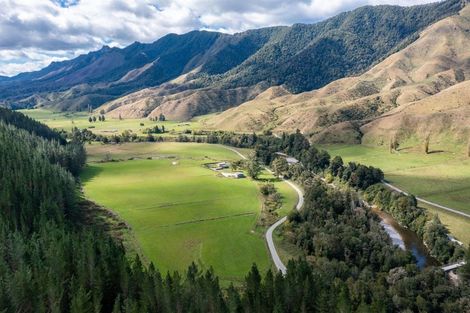 Photo of property in 61 Matiri West Bank Road, Matiri, Murchison, 7077