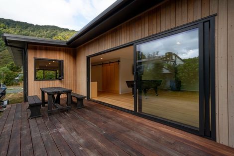 Photo of property in 30 Matai Street, Duncan Bay, Tennyson Inlet, 7195