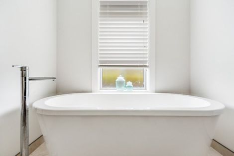 Photo of property in 2 Audrey Place, Flagstaff, Hamilton, 3210