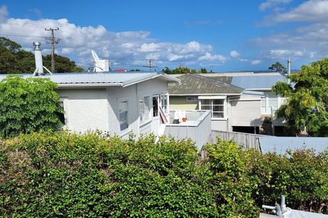 Photo of property in 49 Balmain Road, Birkenhead, Auckland, 0626