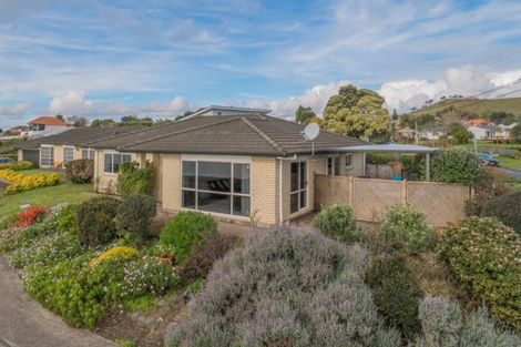 Photo of property in 50a Kiwi Esplanade, Mangere Bridge, Auckland, 2022