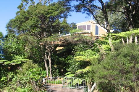 Photo of property in 183 Laingholm Drive, Laingholm, Auckland, 0604