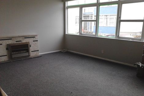 Photo of property in 6/55 Apu Crescent, Lyall Bay, Wellington, 6022