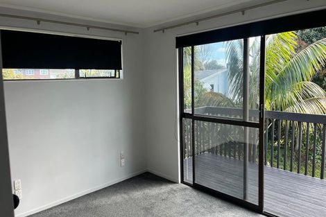 Photo of property in 41 Lavelle Road, Henderson, Auckland, 0612