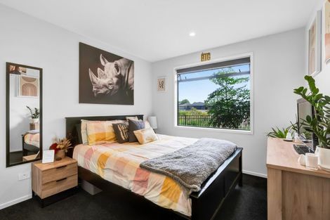 Photo of property in 15 Waitaha Place, Bell Block, New Plymouth, 4312
