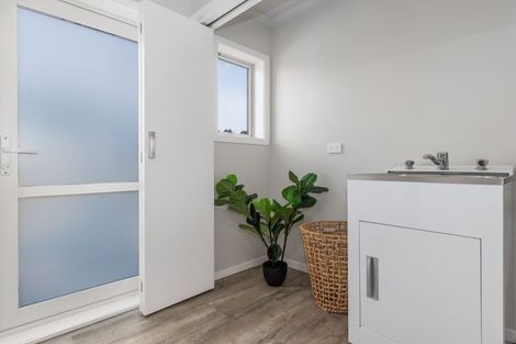 Photo of property in 11 Maury Place, Foxton, 4814