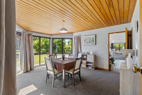 Photo of property in 17 Hind Place, Hokowhitu, Palmerston North, 4410