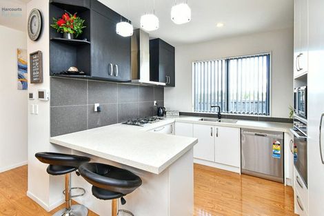 Photo of property in 64 Prado Drive, Pukekohe, 2120