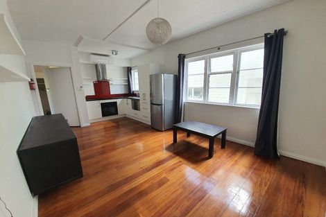 Photo of property in 10/28 Clifton Terrace, Kelburn, Wellington, 6012