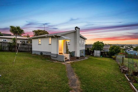 Photo of property in 1/33 Lavelle Road, Henderson, Auckland, 0612