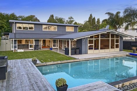 Photo of property in 525 River Road, Fairfield, Hamilton, 3214