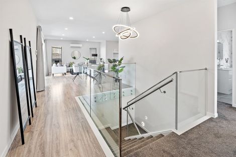 Photo of property in 40 Takurua Terrace, Orewa, 0931