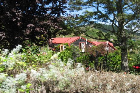 Photo of property in 44 Cornwall Road, Lyttelton, 8082