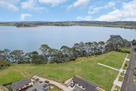 Photo of property in 10b Mclarin Road, Glenbrook, 2681