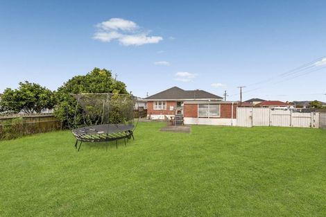 Photo of property in 1 Robyn Place, Mangere East, Auckland, 2024