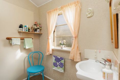 Photo of property in 61 Shearman Street, Waimate, 7924