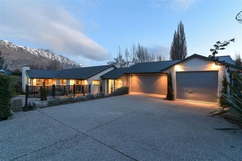 Photo of property in 2 Bridgewell Lane, Lower Shotover, Queenstown, 9371