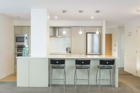 Photo of property in Vivaldi Apartments, 5/48 Marine Parade, Mount Maunganui, 3116