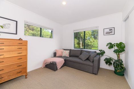 Photo of property in 92 Hadfield Street, Beach Haven, Auckland, 0626