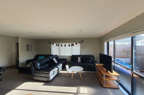 Photo of property in 364a Cambridge Terrace, Naenae, Lower Hutt, 5011