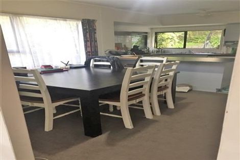 Photo of property in 50 Glennandrew Drive, Half Moon Bay, Auckland, 2012