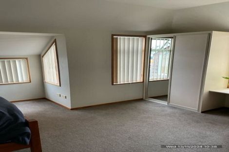 Photo of property in 15 Brockworth Place, Riccarton, Christchurch, 8011