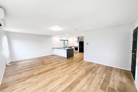 Photo of property in 14 Sabana Place, Unsworth Heights, Auckland, 0632