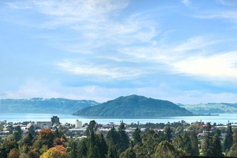 Photo of property in 24 Exeter Place, Tihiotonga, Rotorua, 3015