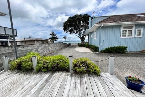 Photo of property in 48 The Esplanade, Eastern Beach, Auckland, 2012