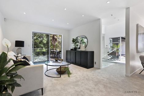 Photo of property in 13 Miha Road, Titirangi, Auckland, 0604