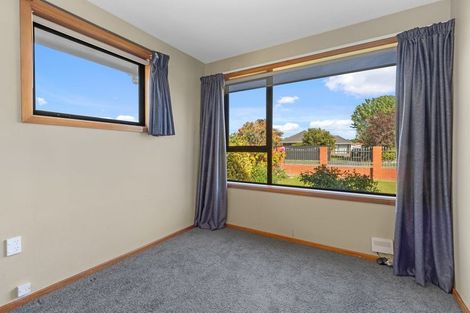 Photo of property in 4 Glenrowan Avenue, Avondale, Christchurch, 8061