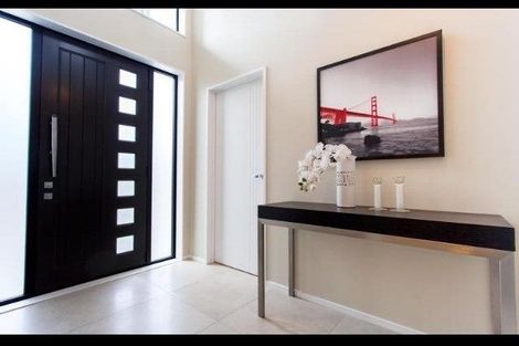 Photo of property in 174a Forrest Hill Road, Forrest Hill, Auckland, 0620