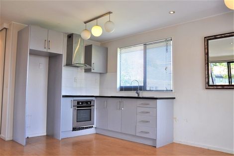 Photo of property in 4a Keystone Avenue, Mount Roskill, Auckland, 1041