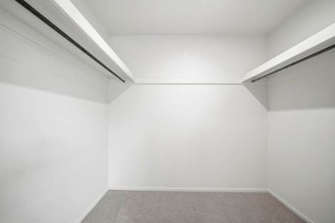 Photo of property in 22 Suncrest Drive, West Harbour, Auckland, 0618