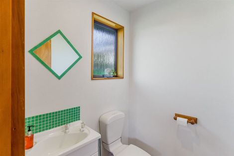 Photo of property in 2/2 Colenso Street, Sumner, Christchurch, 8081