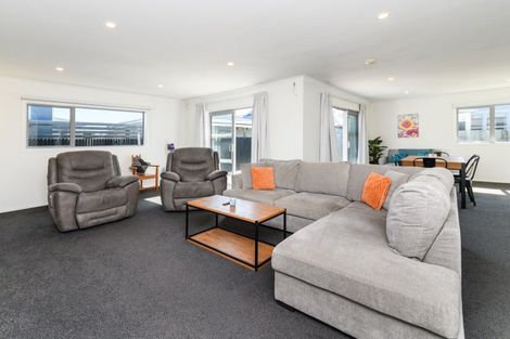 Photo of property in 98 Ferguson Street, West End, Palmerston North, 4412