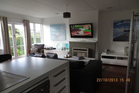 Photo of property in 13 Tahapa Crescent, Meadowbank, Auckland, 1072