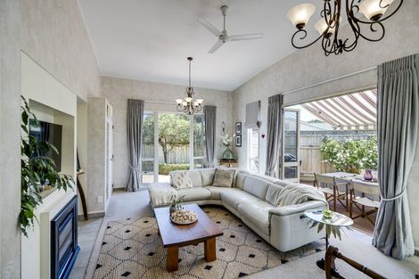 Photo of property in 166 Auckland Road, Greenmeadows, Napier, 4112