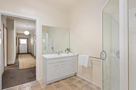 Photo of property in 153 Milton Road, Bluff Hill, Napier, 4110