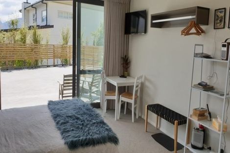 Photo of property in 8 Bovett Place, Wanaka, 9305