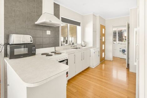 Photo of property in 1 Mears Road, St Andrews, Hamilton, 3200