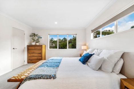 Photo of property in 1143a Whangaparaoa Road, Tindalls Beach, Whangaparaoa, 0930