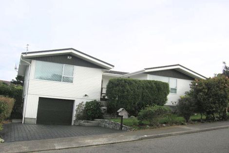 Photo of property in 15 Lomita Road, Johnsonville, Wellington, 6037