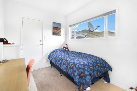 Photo of property in 31 Riverside Road, Orewa, 0931