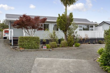 Photo of property in 93 Awaroa Road, Helensville, 0800