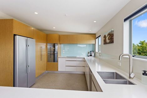 Photo of property in 4 Tahi Road, Paraparaumu Beach, Paraparaumu, 5032