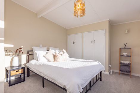 Photo of property in 56 Great North Road, Saint Johns Hill, Whanganui, 4500